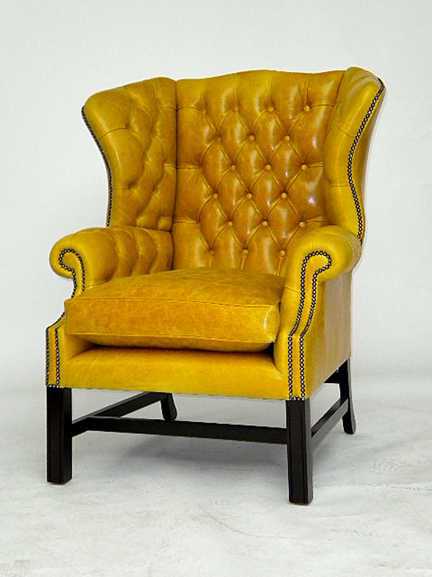 Chippendale Wing Back Chair Ohrensessel aus Leder