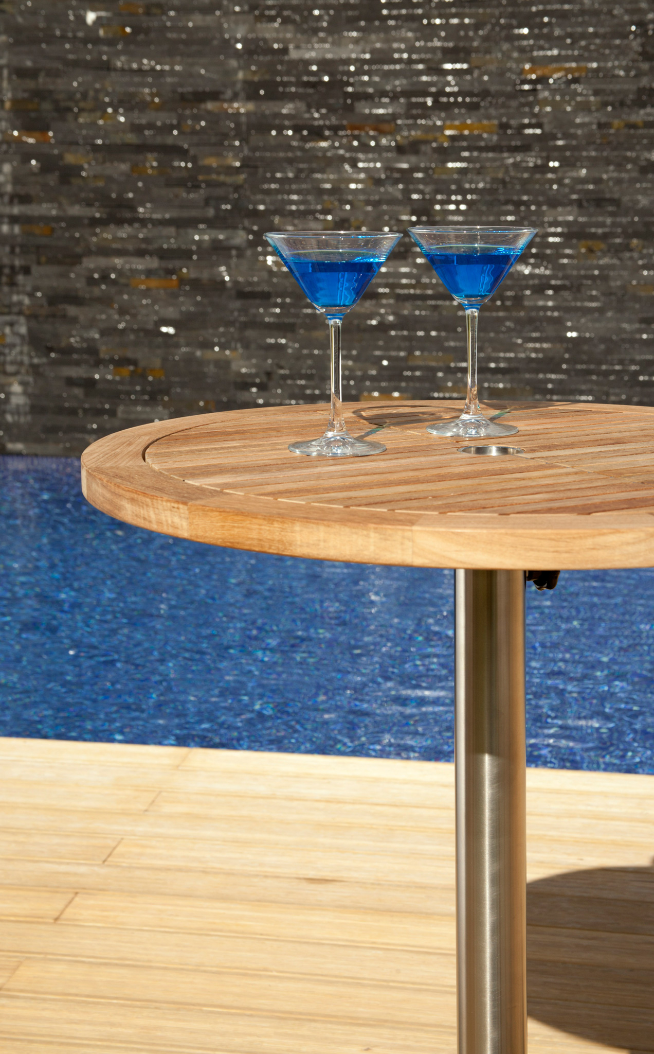 EQUINOX High Dining Bistro Table