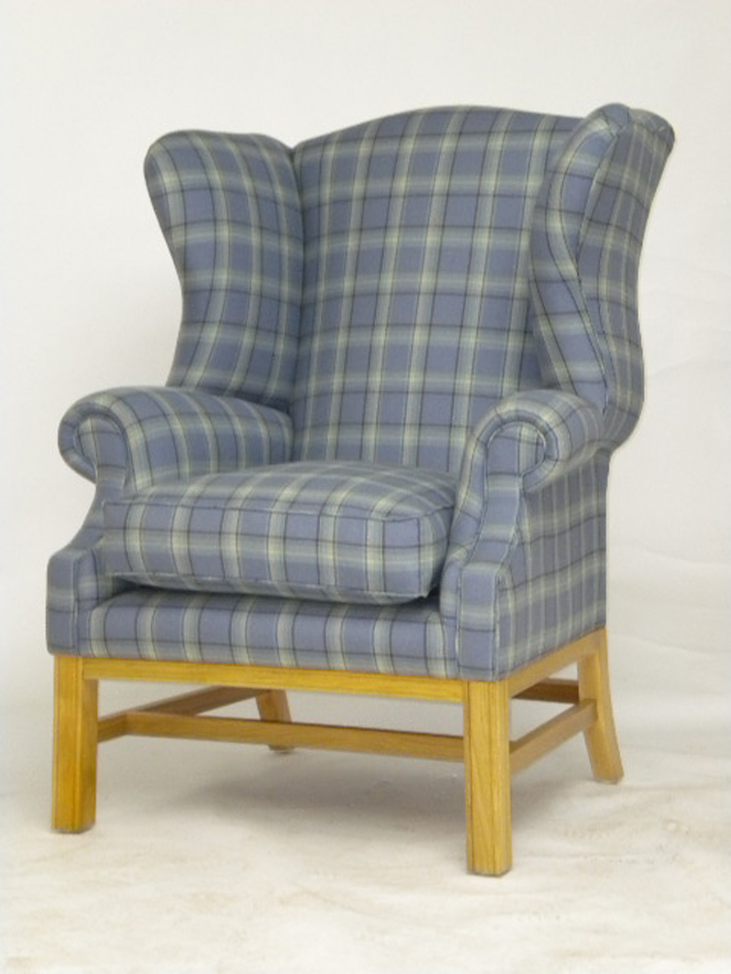 'Kings' Wing Back Chair Ohrensessel aus Stoff